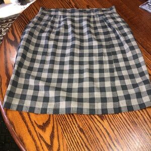 I.B..DIFFUSION SIZE 10 TAUPE AND BLACK CHECKERED FAUX WRAP MIDI SKIRT